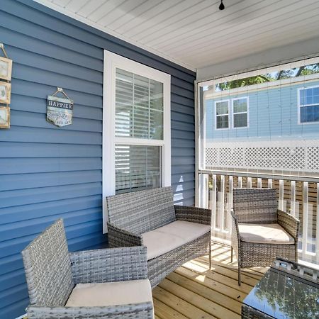Charleston Home With Porch - 3 Mi To Folly Beach! Exterior photo